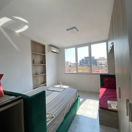 Apartment Centre *